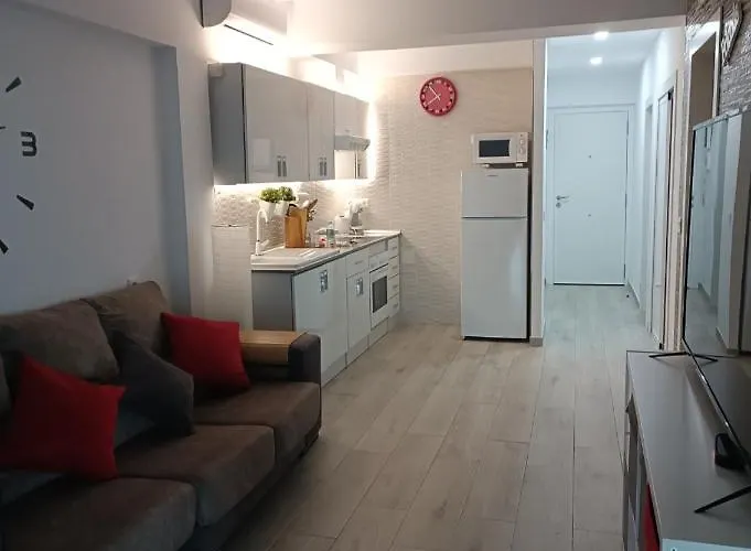 Primera Linea De Playa * טורמולינוס